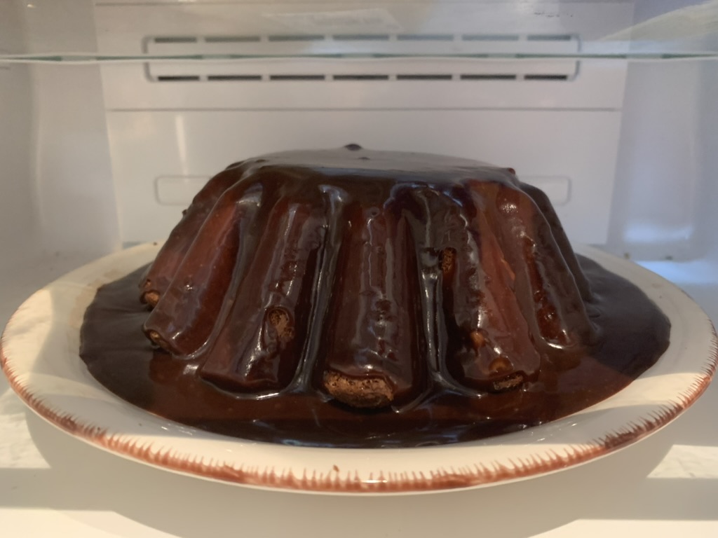 Lou-Anne's Favourite Chocolate Cake